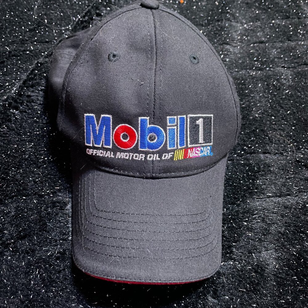 NASCAR Mobil 1 cap